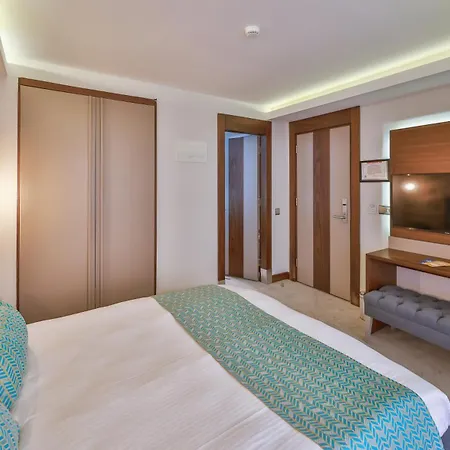 Molino 3*